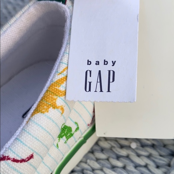 Baby Gap shoes - Picture 3 of 7
